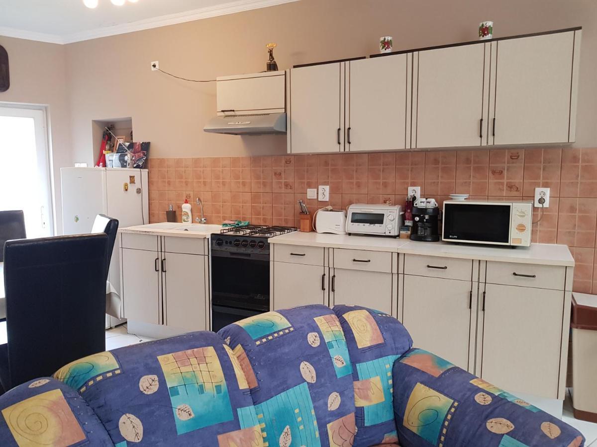 Belvarosi Apartman Lejlighed Eger Eksteriør billede